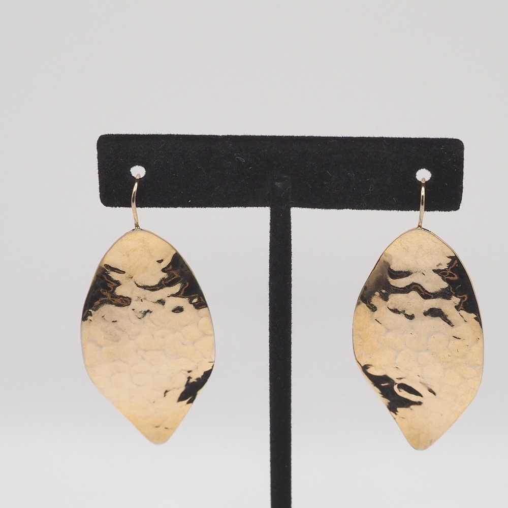 Vintage Hammered Metal Leaf Earrings Gold Tone Dangle Textured Statement Boho